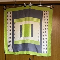 イエナ  スカーフ 布 汚れとつりありの画像