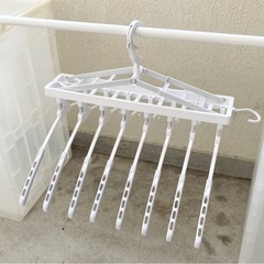 中古■伸縮８連ハンガー■洗濯ハンガー■