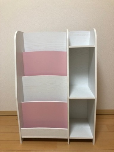 ※売約済　【可愛い本棚】絵本や雑誌などの収納に