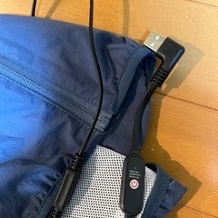 美品☆空調服　ベスト　メンズMサイズ　ネイビーの画像
