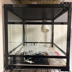 爬虫類飼育ケージセットの画像