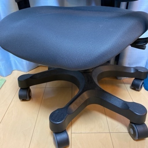 『値下げ中』ニトリ　デュオレハイ デラックス オフィスチェア