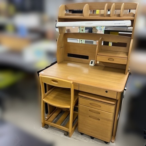 J2562 良品 光製作所  ヒカリサンデスク 学習机 学習デスク デスクライト付き 袖机付 天然木 学習机 学習デスク