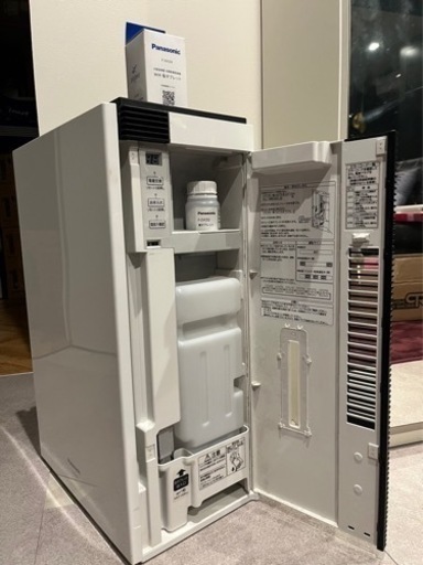 ジアイーノ美品　新品タブレット付き！