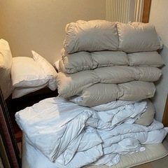 寝具一式　どれでも1つ1000円の画像
