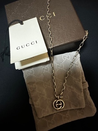GUCCIネックレス