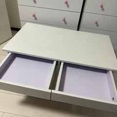 あげます。白　テーブル　収納付き　本日の画像