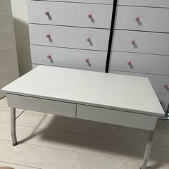 あげます。白　テーブル　収納付き　本日