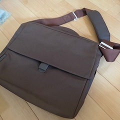 お話し中　Mandarina Duck ビジネスバッグ