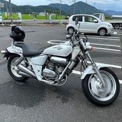 V twinマグナ250