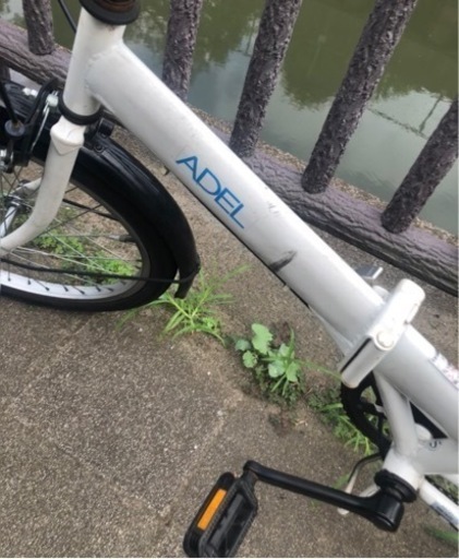 【キャンセルの為！！再募集！！！】 ※写真のチェーン劣化の為無し※ADEL 折りたたみ自転車