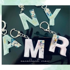 自宅教室✨レジンを使ってのアルファベットキーホルダー作り💕の画像