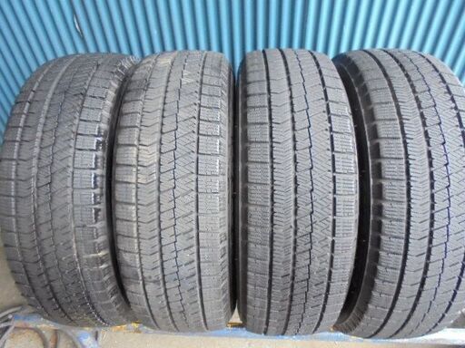 ブリヂストン　BLIZZAK VRX2　195/65R15　4本　9.5分溝2本と8～9分溝2本　2021年製　程度良好！