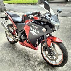 激安　CBR250R　エンジンセル一発始動。乗りやすくカッコイイ...