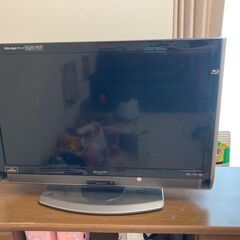 32インチ液晶テレビ ブルーレイプレーヤー内蔵 シャープ Aqu...