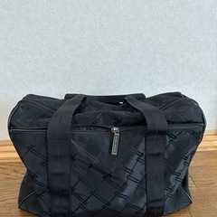 NINA RICCI ニナリッチ　ボストンバッグ　小旅行に、ジムに。の画像