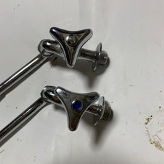 水栓蛇口　縦水栓、2個セットの画像