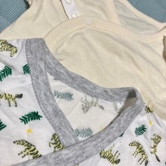 60  ユニクロ ベベ アカチャンホンポ メッシュ ノースリーブ 袖なし ロンパース ボディースーツ 半袖ロンパース 出産準備 の画像