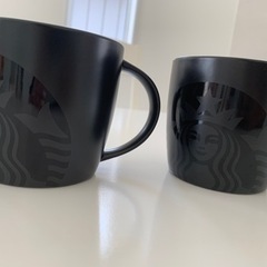 今月で処分します‼️スターバックス　マグカップ　ペアの画像