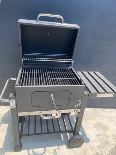 新品未使用　カバー付き　組立済み　Branch Grill 炭火焼き 中型 BBQグリル 家族3人~8人ぐらい最適