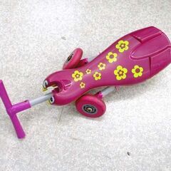 スクートル バグ 三輪車 ピンク系  乗用玩具 ラングスジャパン☆ 札幌市 北区 屯田の画像