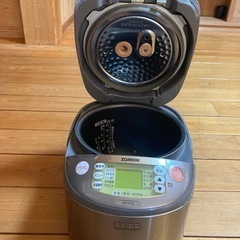 zojirushi 一升炊き　圧力IH 炊飯器の画像