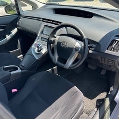 トヨタプリウス 平成24年車　85,300kmの画像