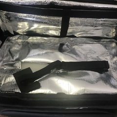 UberEATS リュックの画像
