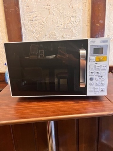 値下げ【美品】オーブンレンジ ヤマダセレクト YMW-W16G1 900W