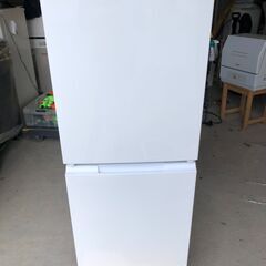 美品】SHARP（容量152L）冷蔵庫 SJ-D15GJ-Wつけかえどっちもドア2ドア冷凍