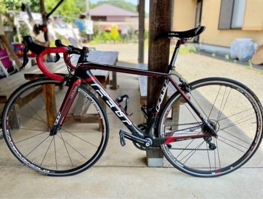ロードバイク　フルカーボン　FELT F5