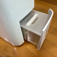 CV-F120-W SHARP 除湿機　プラズマクラスターの画像
