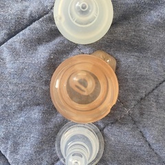 哺乳瓶　乳首　新生児　の画像