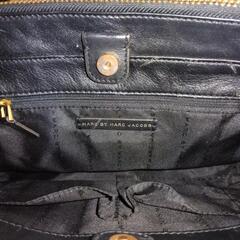 ショルダーにもなるバッグの画像