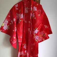 赤の可愛い浴衣の画像