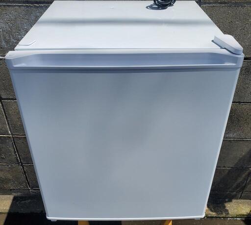 20年製　1ドア　45L　冷蔵庫　エスケイジャパン