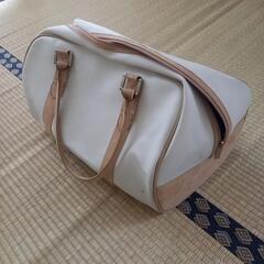 ESTEELAUDER ボストンバッグ　たっぷりマチつき