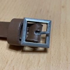 ノンブランド 茶 ベルト (約)長さ86cm✖️幅1.5cm 小さい傷ありの画像