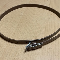 ノンブランド 茶 ベルト (約)長さ86cm✖️幅1.5cm 小さい傷ありの画像