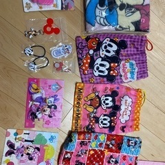 ディズニー　Disney グッズ　ぬいぐるみ　ストラップ　バッグ...