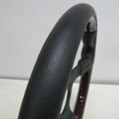 🚗【ステアリング】超美品！MOMO   ウッド&レザー 35.5Φ ガングリップ【カー用品高価買取アールワン田川】の画像