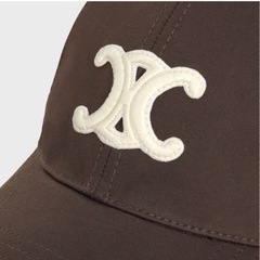CELINE 【新品タグ付き】トリオンフ ベースボールキャップ / カカオLの画像