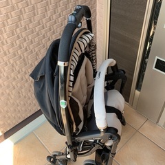 コンビ　ベビーカー　スゴカル　４キャスト