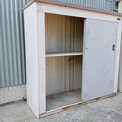 決まりました。物置 横160cm 収納庫 棚2枚 両開き引戸 中古品 鍵なし