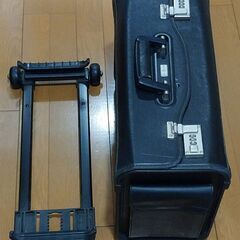 1000円引越処分！パイロットバッグwithキャリーの画像