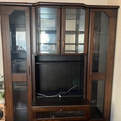 間もなく廃棄しますのでご興味のある方はお問合せください。テレビ台　キャビネット　※テレビは含まれません。の画像