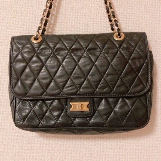 イタリア製　本革　キルティング　チェーンバッグ