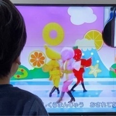 液晶割れ　壊れたテレビ　