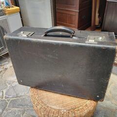 レザーアタッシュケース　レストアベース　ビンテージ　レトロ　アン...