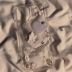 新品未使用　marcydorn エンジェル彫刻モチーフ クリアラメ iPhoneケースの画像